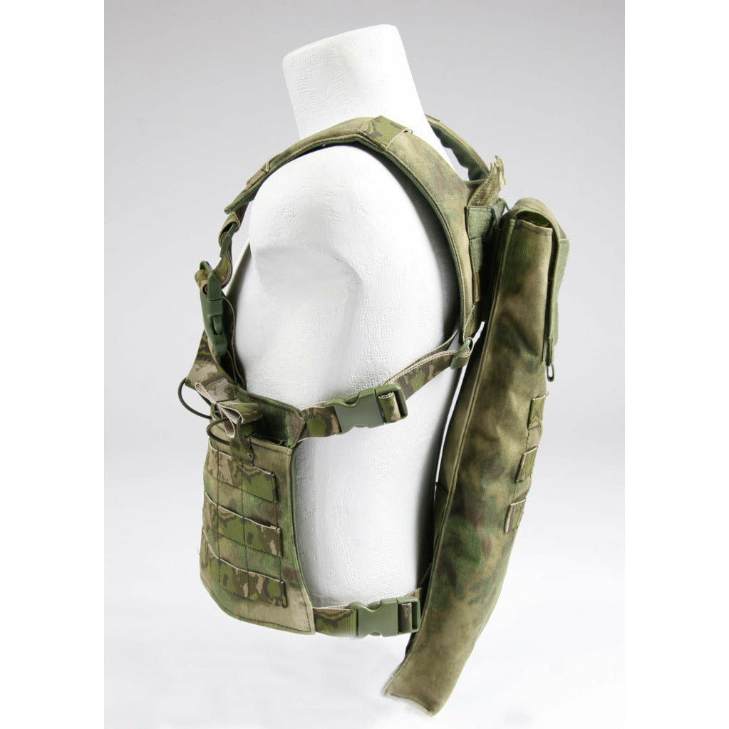 Chest rig with hydration carrier best sale